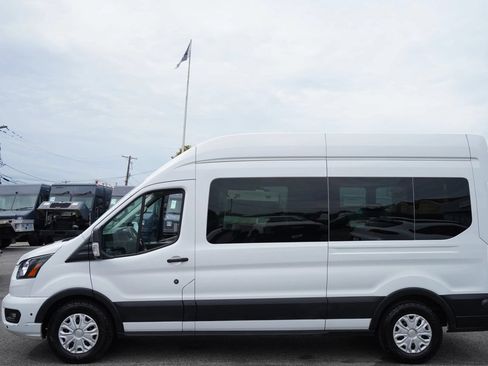 Used 2024 Ford Transit 350 XLT RWD image 6