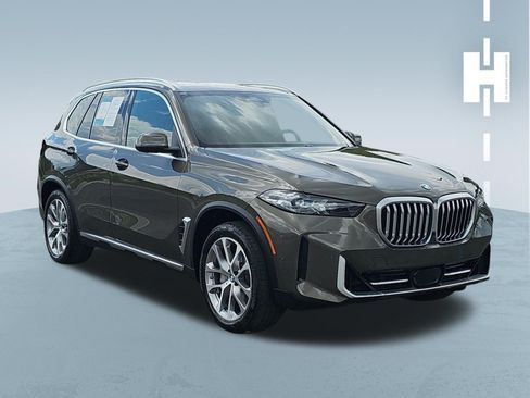 Used 2024 BMW X5 xDrive40i AWD/4WD image 1