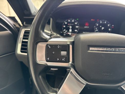 Used 2022 Land Rover Discovery S R-Dynamic image 29