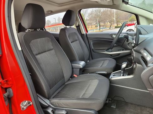Used 2021 Ford EcoSport SE w/ SE Convenience Package image 21