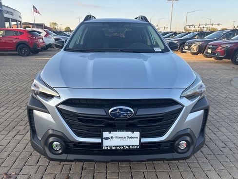 New 2025 Subaru Outback Premium image 2