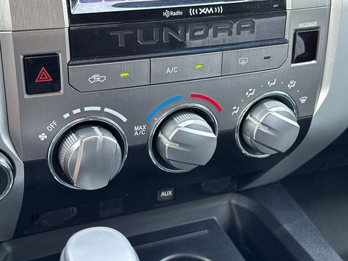 Used 2015 Toyota Tundra SR5 w/ TRD Off Road Package AWD/4WD image 20