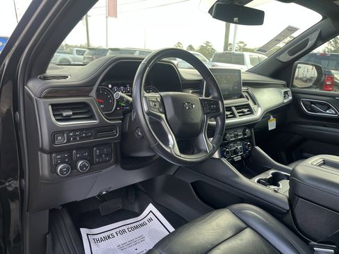 Used 2021 Chevrolet Tahoe Z71 w/ Z71 Off-Road Package image 13