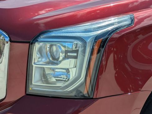 Used 2019 GMC Yukon XL SLT w/ Premium Edition RWD image 41
