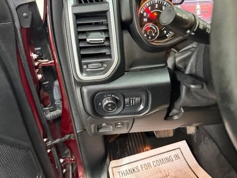 Used 2019 RAM 1500 Big Horn AWD/4WD image 18