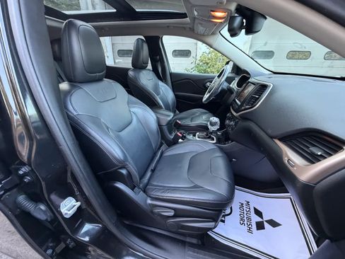 Used 2014 Jeep Cherokee Limited AWD/4WD image 35