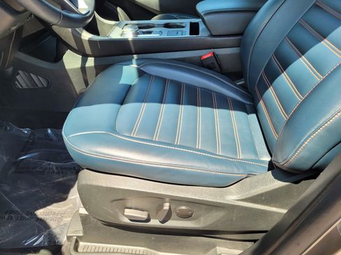 Certified 2022 Ford Edge SEL w/ Sport Appearance Package image 27