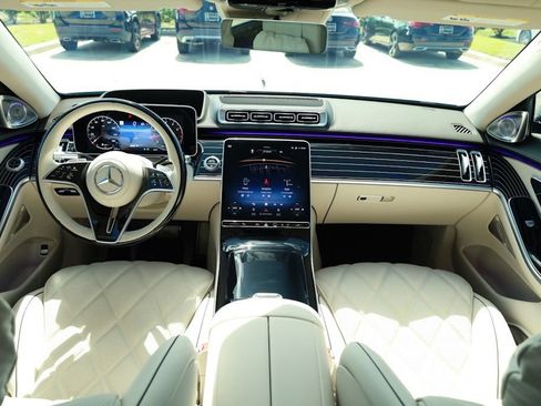 Certified 2024 Mercedes-Benz Maybach S 580 4MATIC image 14