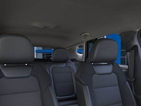 New 2026 Chevrolet Trax LT w/ Driver Confidence Package FWD image 24