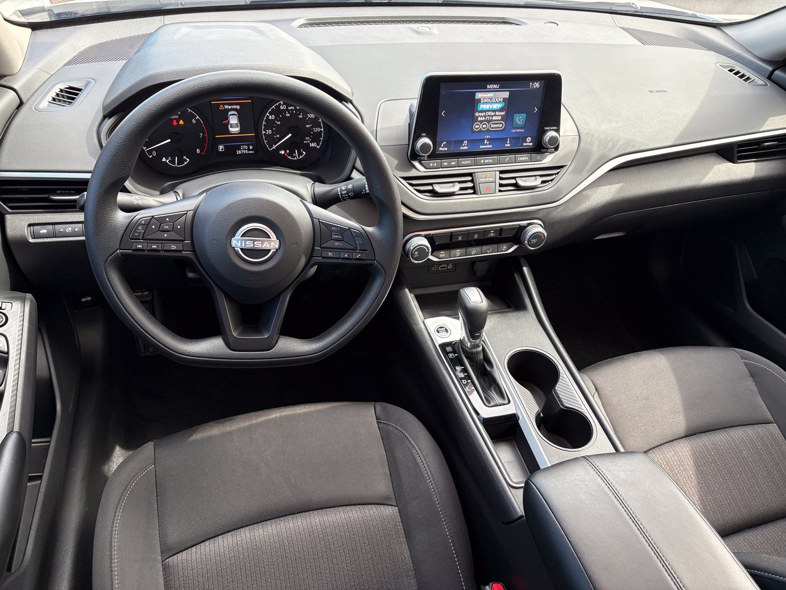 Used 2025 Nissan Altima 2.5 S FWD image 11