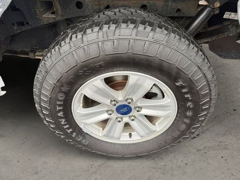 Used 2018 Ford F150 XLT image 14