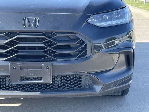 Certified 2025 Honda HR-V Sport image 7
