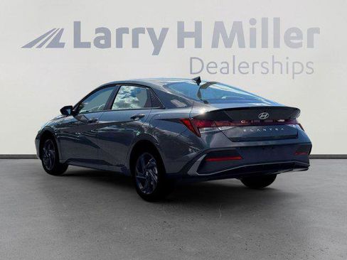 New 2026 Hyundai Elantra Sport FWD image 5