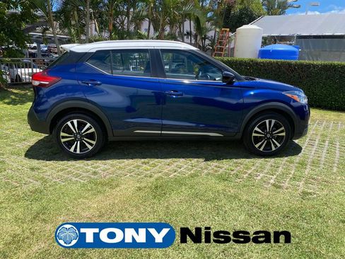 Used 2018 Nissan Kicks SR FWD image 8