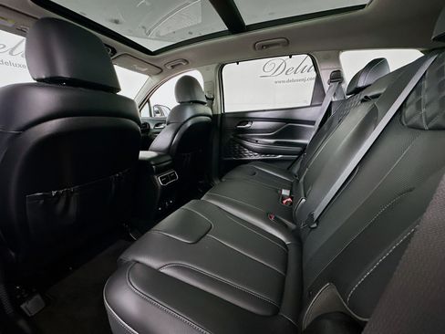 Used 2022 Hyundai Santa Fe Limited image 25