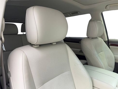 Used 2013 Lexus GX 460 Premium image 53