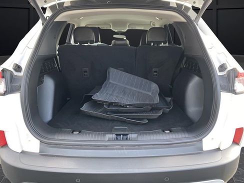 Used 2022 Ford Escape SEL image 14