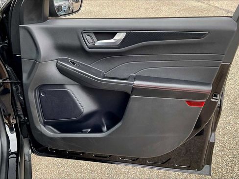 Used 2024 Ford Escape ST-Line image 43