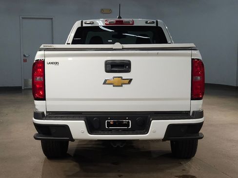 Used 2020 Chevrolet Colorado LT w/ Safety Package image 6