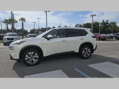 Used 2023 Nissan Rogue SV FWD image 24