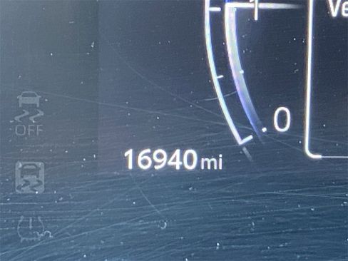 Certified 2025 Toyota Grand Highlander AWD image 13