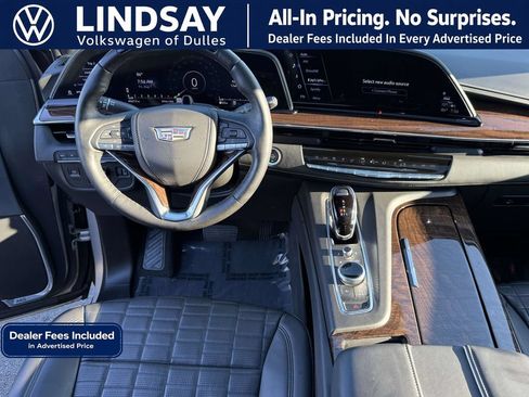 Used 2021 Cadillac Escalade Premium Luxury Platinum w/ Heavy-Duty Trailer Package AWD/4WD image 11