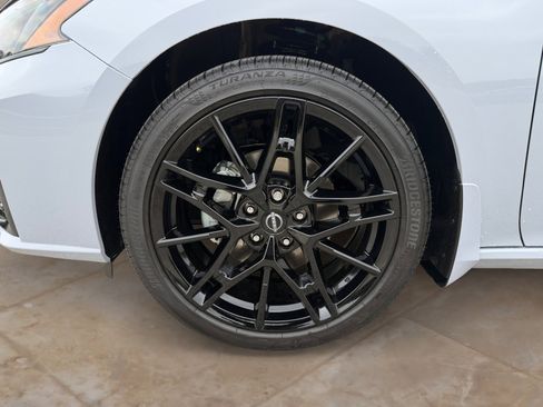 New 2026 Nissan Altima 2.5 SR FWD image 28
