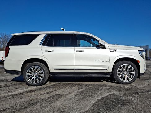 Certified 2021 GMC Yukon Denali w/ LPO, Illumination Package image 7