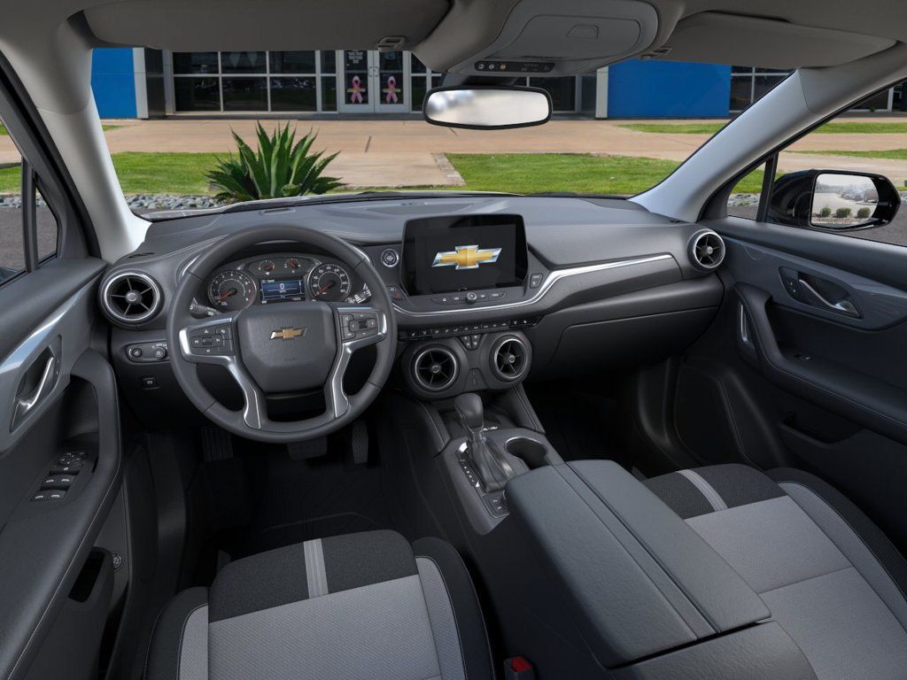 New 2026 Chevrolet Blazer LT w/ Convenience Package FWD image 15