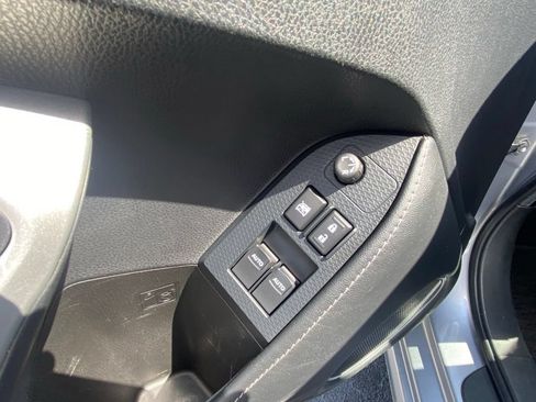 Used 2017 Toyota 86 RWD image 11