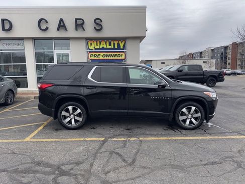 Used 2019 Chevrolet Traverse LT image 8