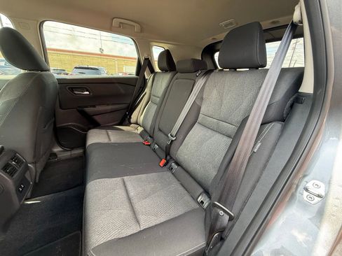 Used 2024 Nissan Rogue SV FWD image 13