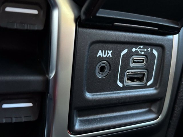 New 2026 Jeep Gladiator Mojave w/ Technology Group AWD/4WD image 41