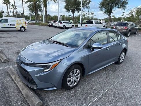 Used 2023 Toyota Corolla LE image 1