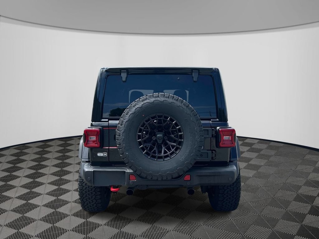 Certified 2025 Jeep Wrangler Unlimited Rubicon AWD/4WD image 4