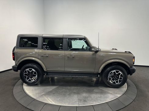 Used 2025 Ford Bronco Outer Banks AWD/4WD image 8