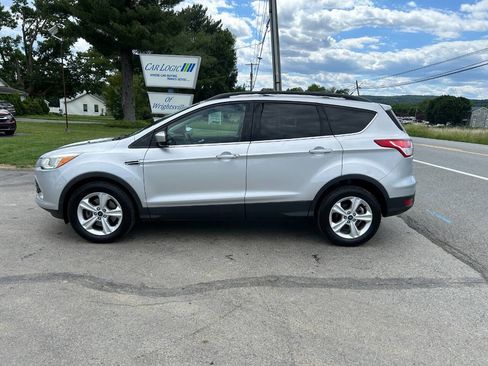 Used 2015 Ford Escape SE w/ Equipment Group 201A AWD/4WD image 8