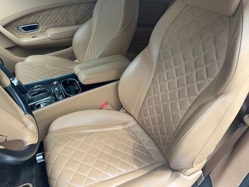 Used 2016 Bentley Continental GT image 11