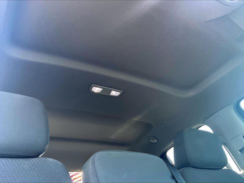 Used 2021 Chevrolet Silverado 1500 Custom AWD/4WD image 27