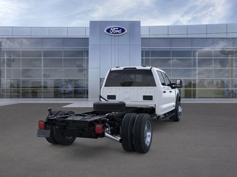 New 2025 Ford F550 4x4 Crew Cab Super Duty image 8