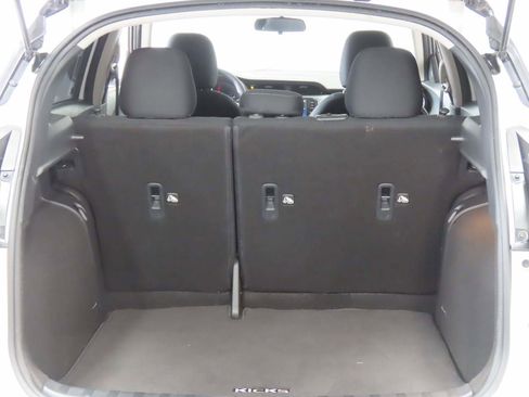 Used 2024 Nissan Kicks SV image 17