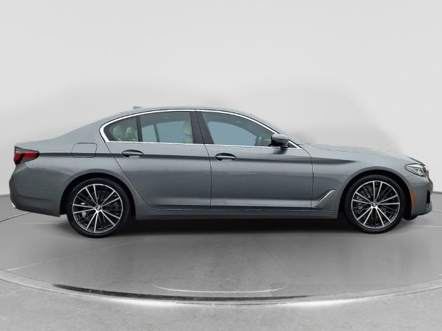 Used 2023 BMW 530i w/ Premium Package RWD image 7