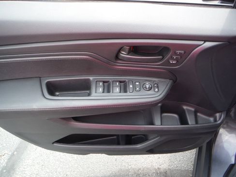 Used 2024 Honda Odyssey EX-L image 12
