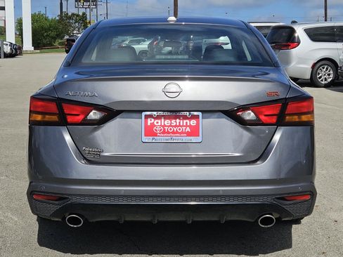 Used 2024 Nissan Altima 2.5 SR FWD image 5
