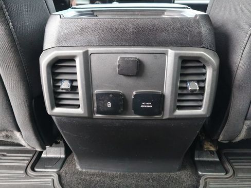 Used 2018 Ford F150 XLT w/ Equipment Group 302A Luxury AWD/4WD image 13
