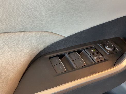 Certified 2025 Toyota RAV4 XLE w/ Convenience Package FWD image 24