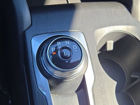 Used 2024 Ford Escape ST-Line image 22