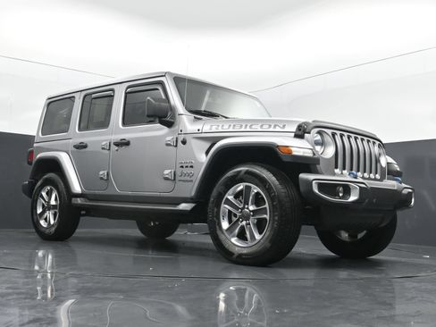 Used 2020 Jeep Wrangler Unlimited Sahara AWD/4WD image 42