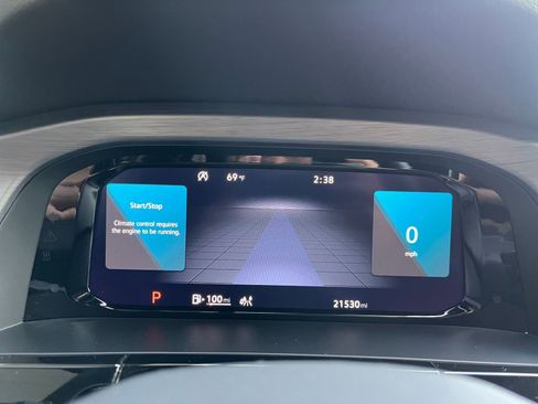 Used 2025 Volkswagen Atlas Cross Sport SE image 40