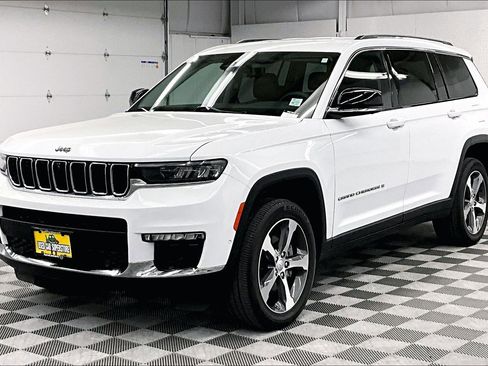 Used 2023 Jeep Grand Cherokee L Limited w/ Luxury Tech Group II AWD/4WD image 12